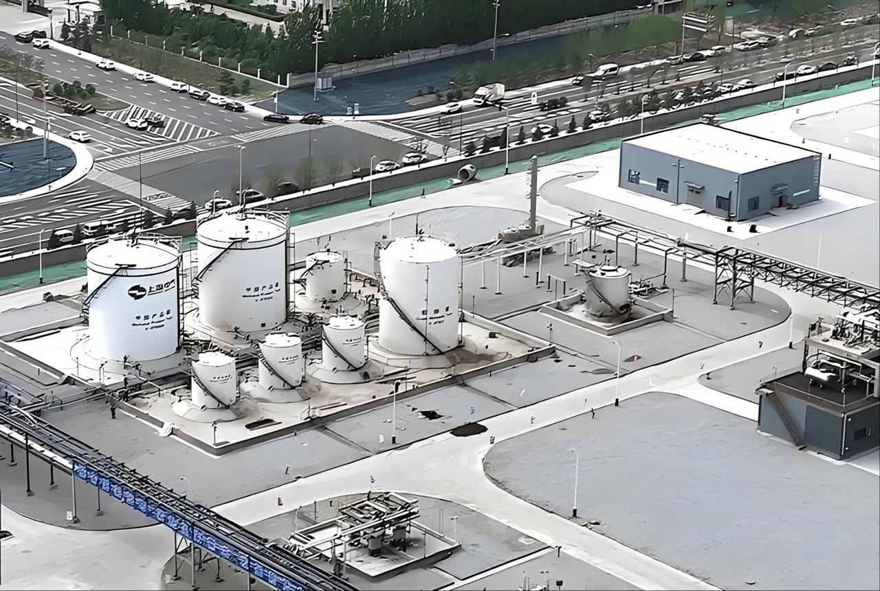 數字中樞驅動雙加速：光合能創 APP 重塑能源轉型與項目管理新範式